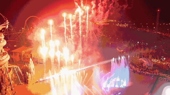 这水就来自 群星水上音乐节