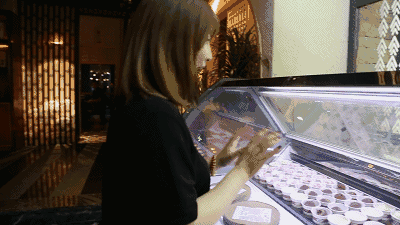 1天狂吃百店的饭饭帮重出江湖!第一站就吃趴下了(内含霸王餐)