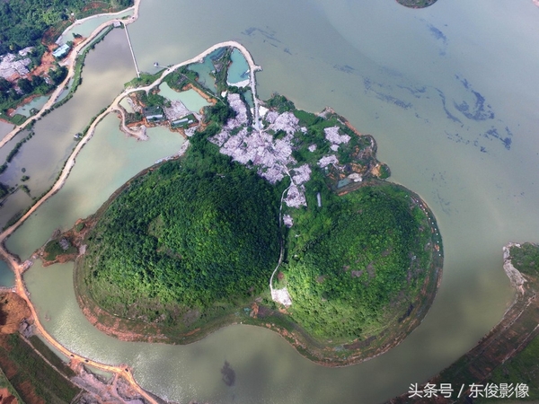 贵州:充满诗情画意的月亮湖,扩建后明天会更加迷人