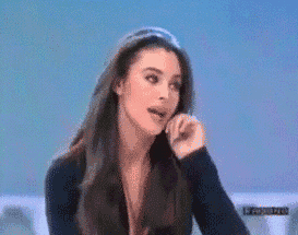 再后来,1990年,一身才艺的贝鲁奇从模特圈进入了影视界.