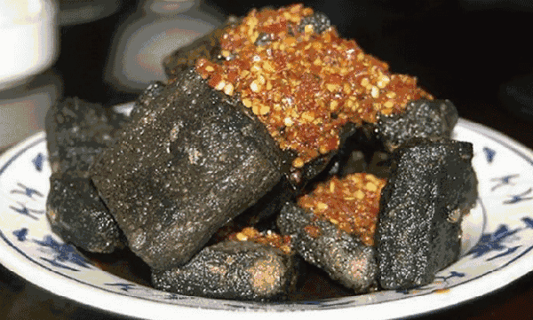 够辣才够爽~ 小吃来几份 长沙有名的小吃自然不能错过 毕竟吃货的世界