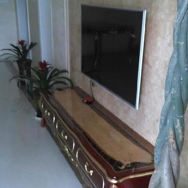 再加上客厅的其他家具简直就是绝配了,真不知道大嫂是怎么选的家具!