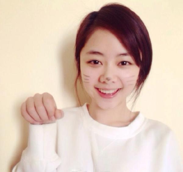 都说卖萌是可耻的,但是她们的卖萌照真的萌化我了