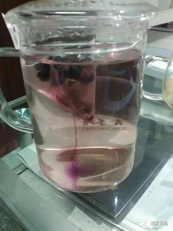 爆料一下假黑枸杞泡水以后都是什么样的?