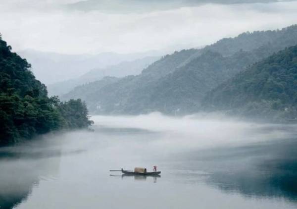 荡一叶轻舟,掠过红尘繁华