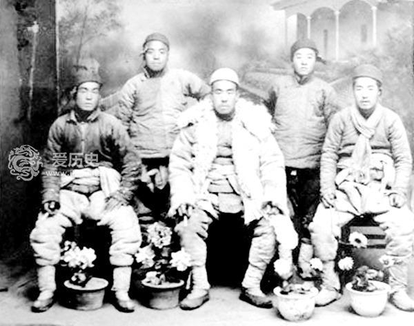 刘桂堂.诨号刘黑七.1892年出生于山东费县铜石镇南锅泉村.