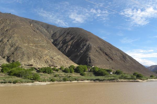 川藏线上的恐惧:第一次走夜路