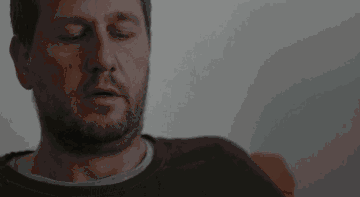 电影:一个盲女遐想出的淫乱世界,难以自拔-新闻频道-