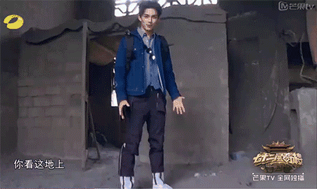 上周七十二层奇楼 姨太真实的被三石弟弟奔跑的活力背影,解谜的聪明