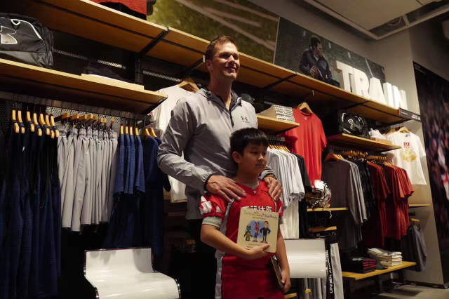 汤姆·布雷迪上海行--天行健,君子以自强不息-