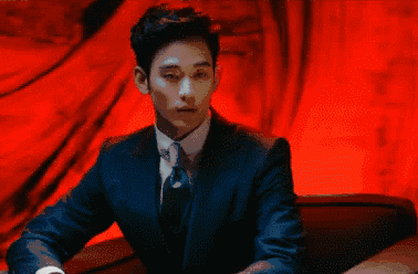 金秀贤时隔4年主演的电影口碑大扑街,最大话题是雪莉为艺术献身!