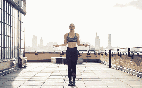 攻略|这样跳绳才能有效燃脂塑形-健康频道-手机搜狐