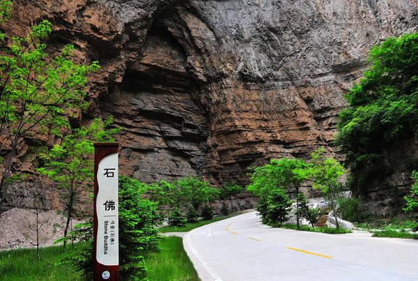 登山西红崖峡谷,赏平遥古城之美!