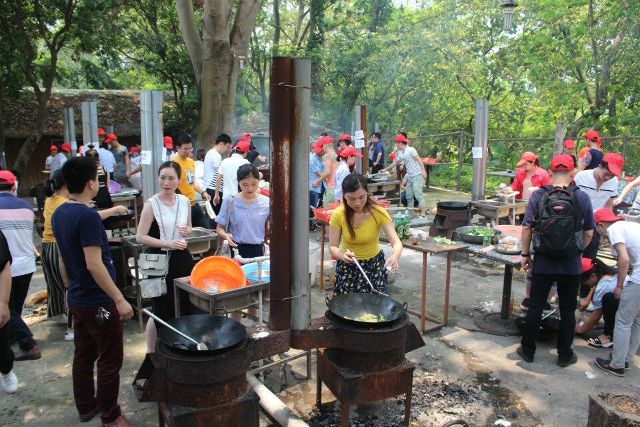 等  7 ,美食天地:农家餐品尝,野炊体验,开心火锅,品味大盆菜,自助烧烤