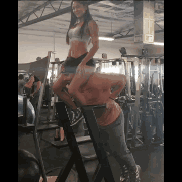 撩妹也……-体育频道-手机搜狐如果你问世界上最狠的健身教练是什么样