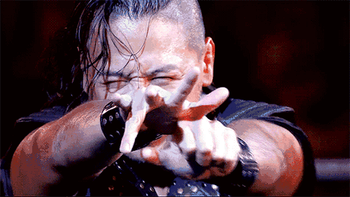 双方换人,塞纳霸王举鼎被鲁瑟夫干扰,aj上前帮忙,行云流水般的配合