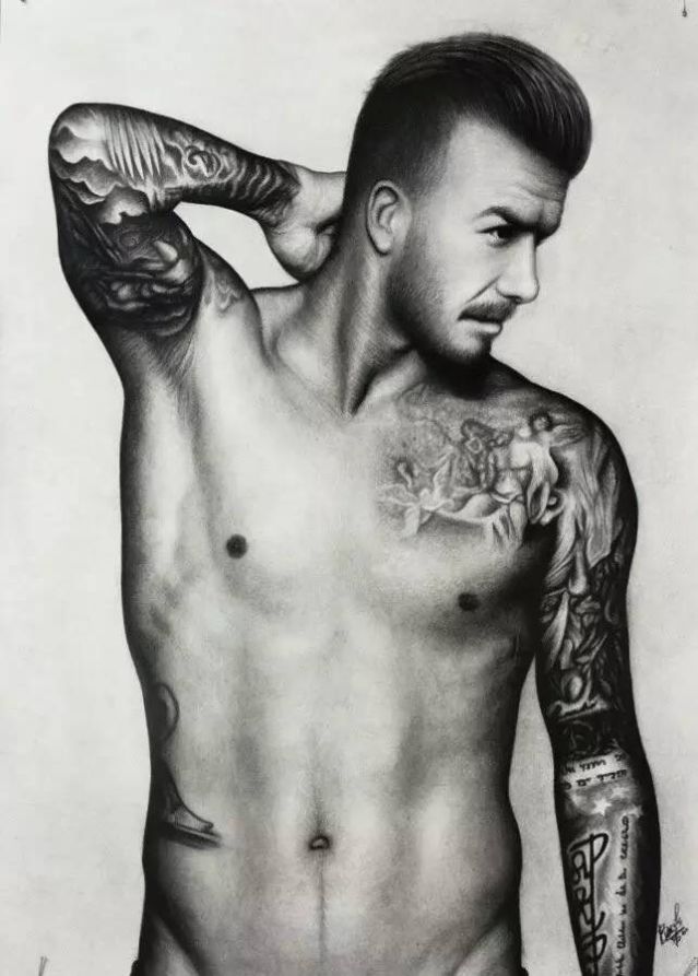 美女画师用油笔画出C罗和小贝画像,太帅了!