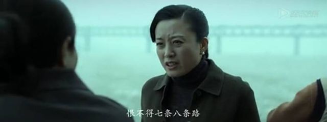 从风水上讲,这叫『万箭穿心 』 .