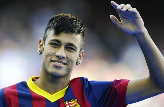 内马尔加盟巴黎板上钉钉!或成为足球界历史标