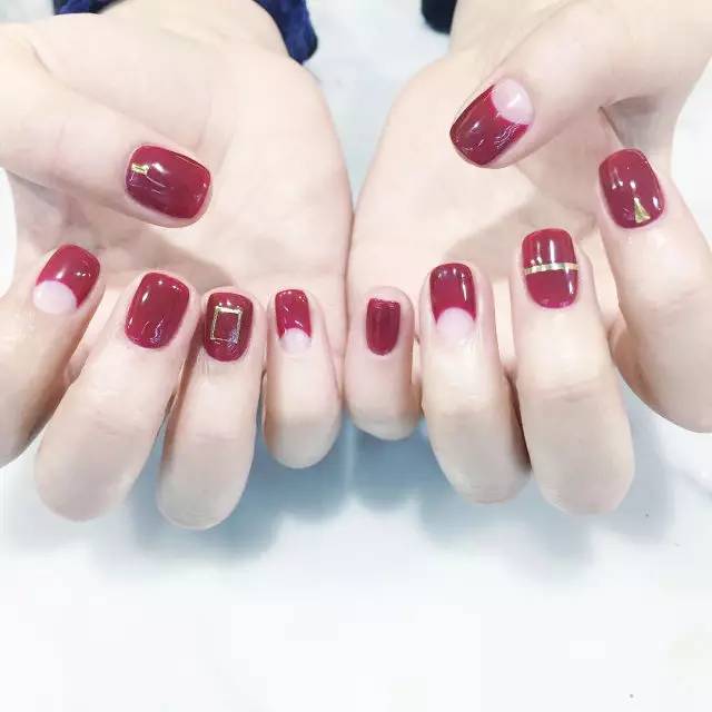 迪丽热巴换了新美甲,太好看了!-时尚频道-手机