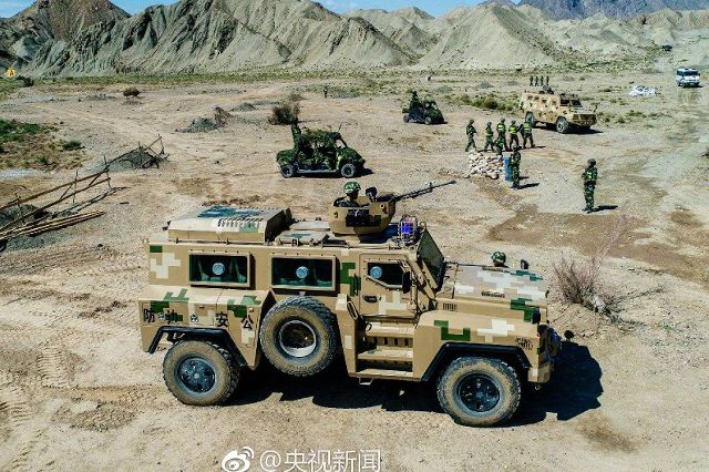 宋楠:解放军批量服役的中国兵器四驱反恐装甲车