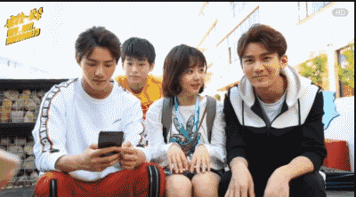 看完谭松韵和熊梓淇的甜蜜互动,总感觉是下一对