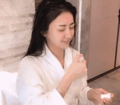 学会这些护肤小秘密也能给你一片清凉-娱乐频道-手机搜狐虽然已经立秋