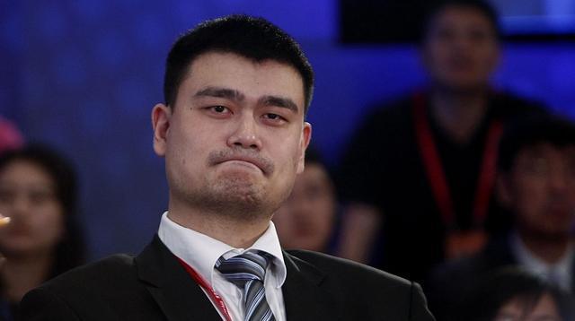 男篮惨败26分!广东两将葬送好局姚明白坐15小