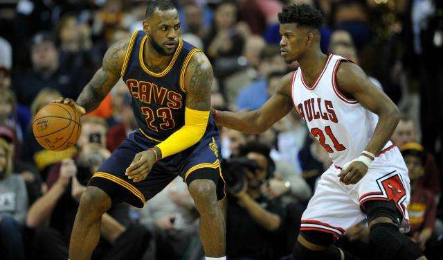 詹姆斯不在意欧文去哪,东弱西强皇帝最得意-体