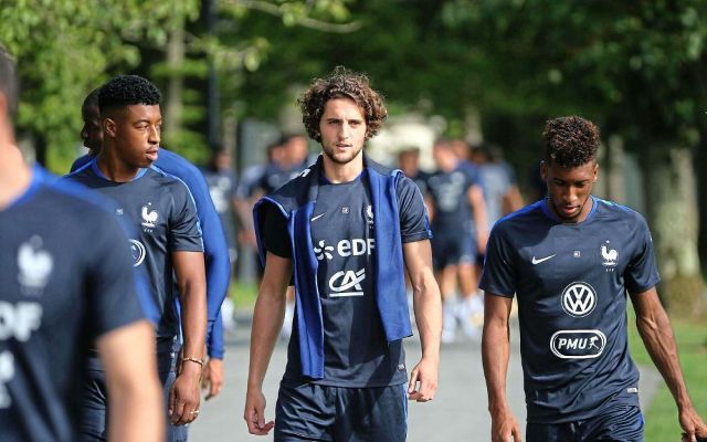 国家队队友宣?拉比奥特:姆巴佩今天加盟巴黎-