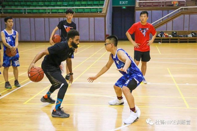 随"锋"跃动的夏天——杜锋篮球训练营顺德,中山站活动