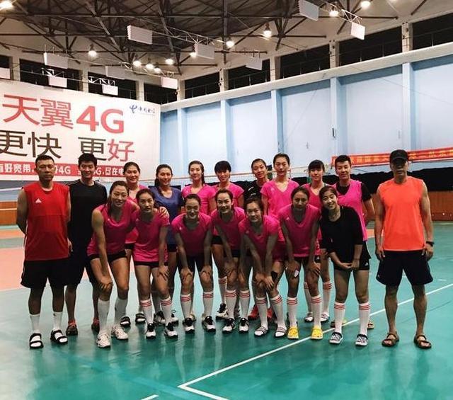 中国女排公布13人名单!小将因签证问题无缘亚