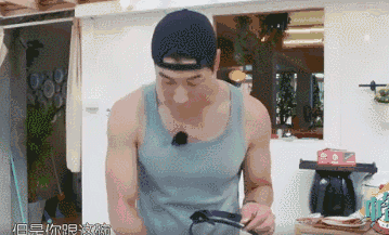 上得t台下得厨房,张亮才是《深夜食堂》的主儿-娱乐频道-手机搜狐本文