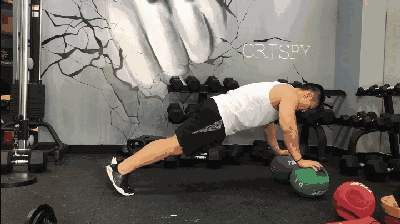 健身房常见的这颗球该怎么玩?-体育频道-手机搜狐在期