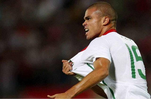 世界杯今夜球赛:C罗迎战最熟悉对手,三大恶汉