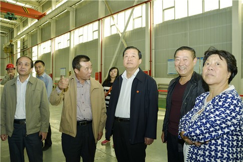 山西:张茂才到晋城市调研新能源,新技术产业(组图)
