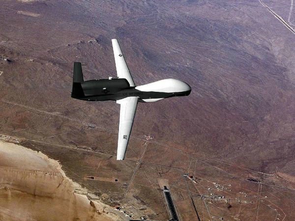 格鲁曼公司的rq-4a"全球鹰"是美国空军乃至全世界最先进的无人机