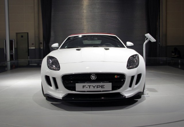 捷豹本性? 全新f-type两门跑车性感回归