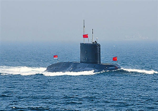 资料图:潜艇巡海.