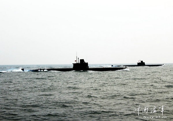 资料图:中国海军各型主力潜艇秘照曝光.