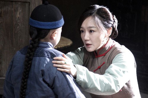 《独有英雄》渐入高潮 薛佳凝式"三问"揪人心