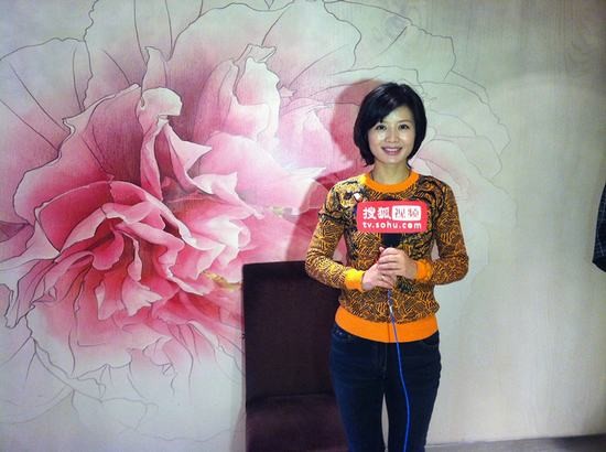 专访《火凤凰》程愫:与"雷神"谈恋爱不容易