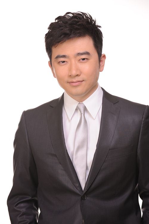 年度特别推荐人物:芮成钢--"意见领袖"这一年(图)