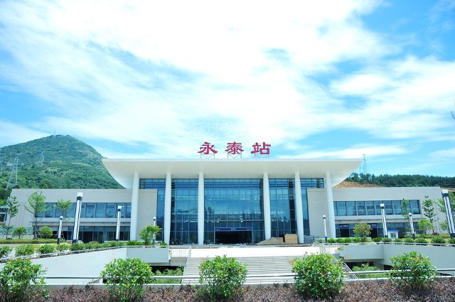 中国中铁电气化局集团承建的向莆铁路建宁县北站站房张亚利摄