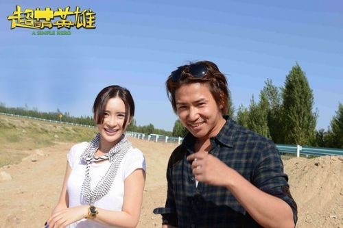 《超萌英雄》欧弟逗笑杨舒婷 男才女貌迅速升温