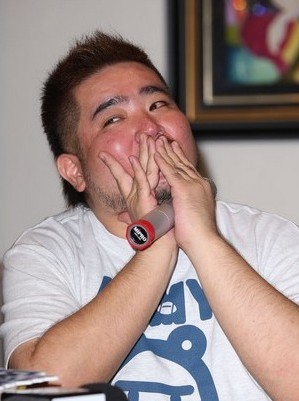 日本素人拓也哥亮相康熙:送小s情趣用品(组图)