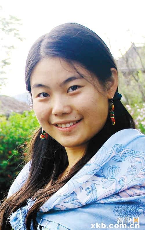 哈佛女生爆华师美式高中宣传骗局:宣传册上不是我