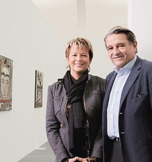 尤伦斯夫妇是当代中国艺术品的大藏家