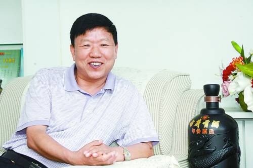 古井集团董事长,党委书记余林