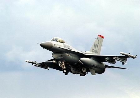 駐日美軍一架f-16戰機當地時間22日上午11點多在北海道根室市附近的